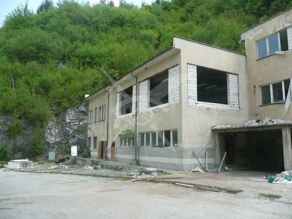 Сграда в Лъки!56020