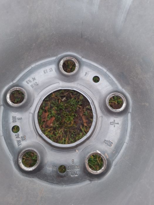 Vând jante de tabla cu cauciucuri 5x112 r16