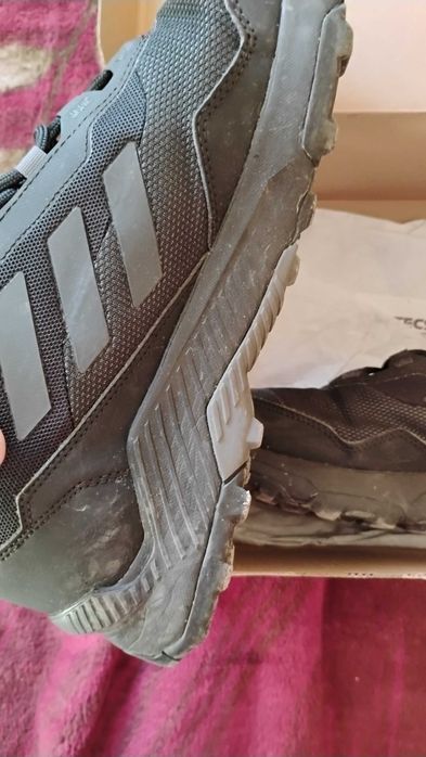 Маратонки.  Във.