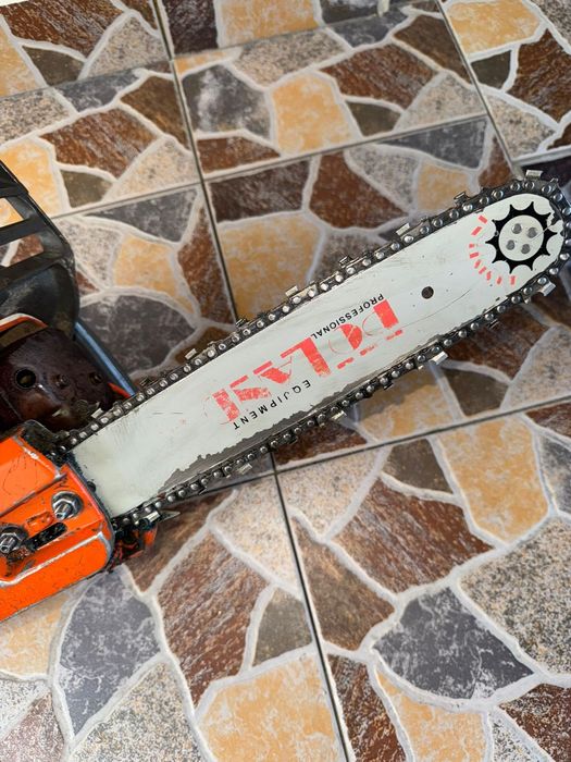 Vând drujba  Husqvarna model  350 stare perfectă