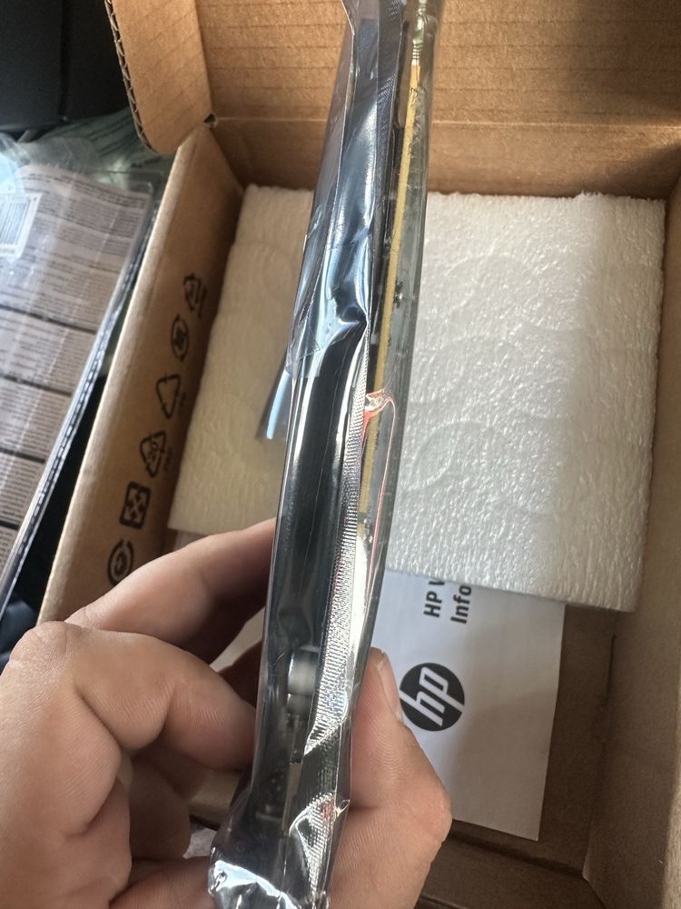 Vand placa video Nvidia quadro m2000