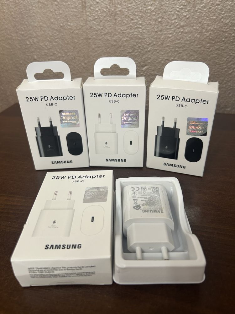 Adaptor Samsung alb/negru