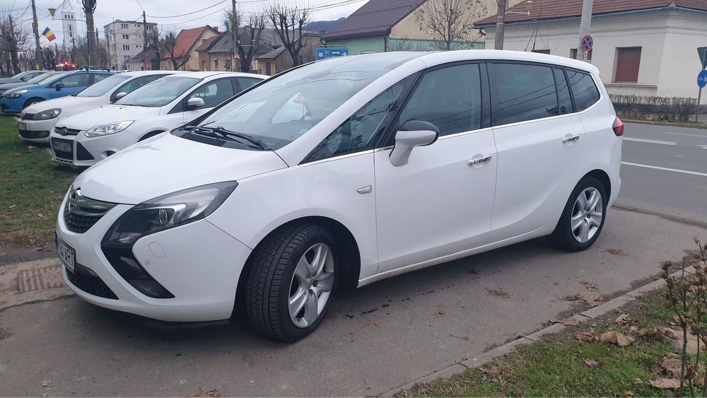 Opel Zafira  2.0 panoramic 7 locuri