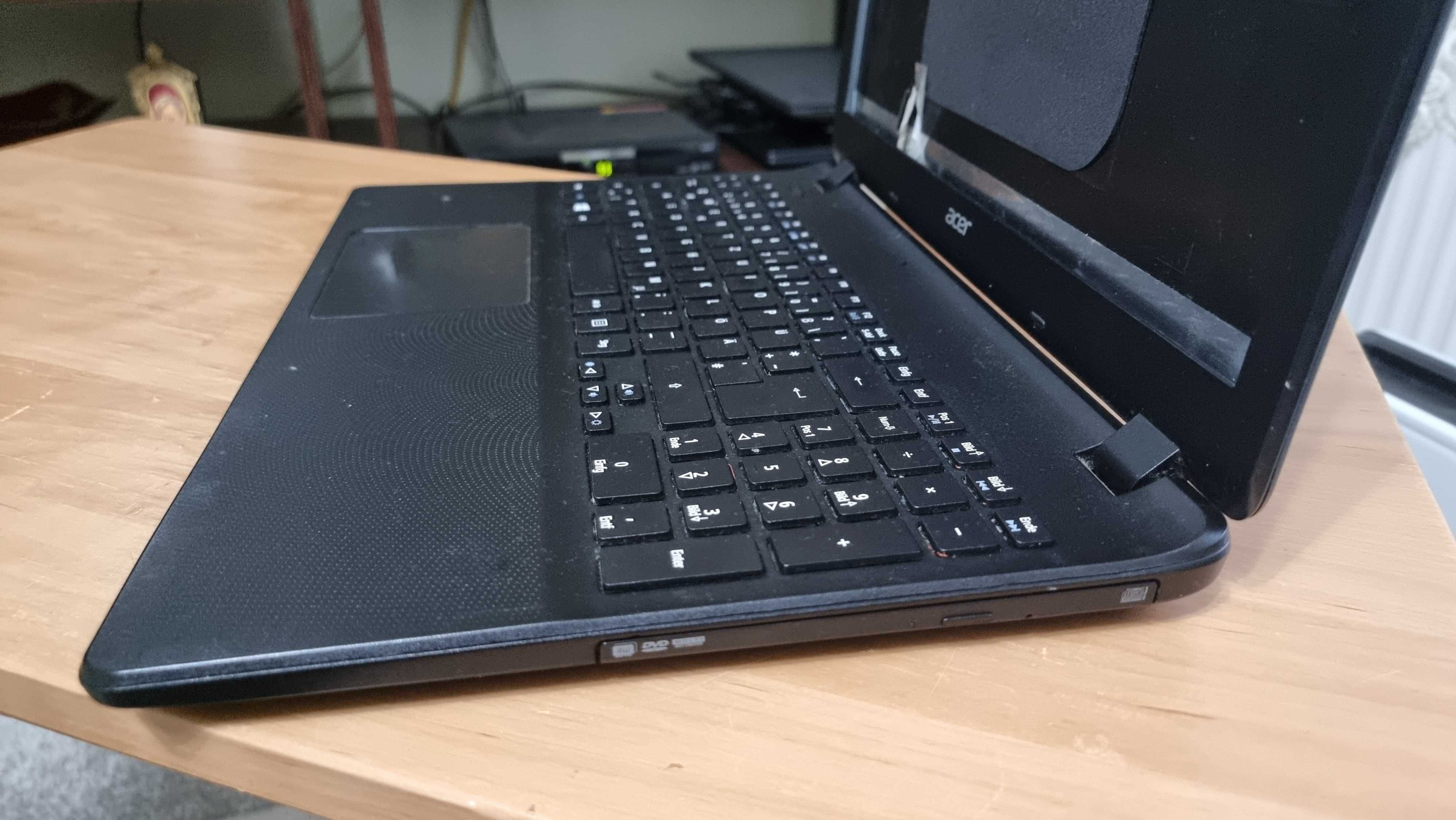 Dezmembrez Laptop Acer ES1-512 C1N2 cu 4Gb Ram 500Gb HDD fără display