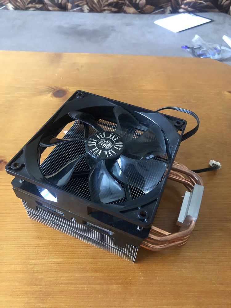 Охлаждане за процесор CoolerMaster Hyper 212 EVO + нова термо паста