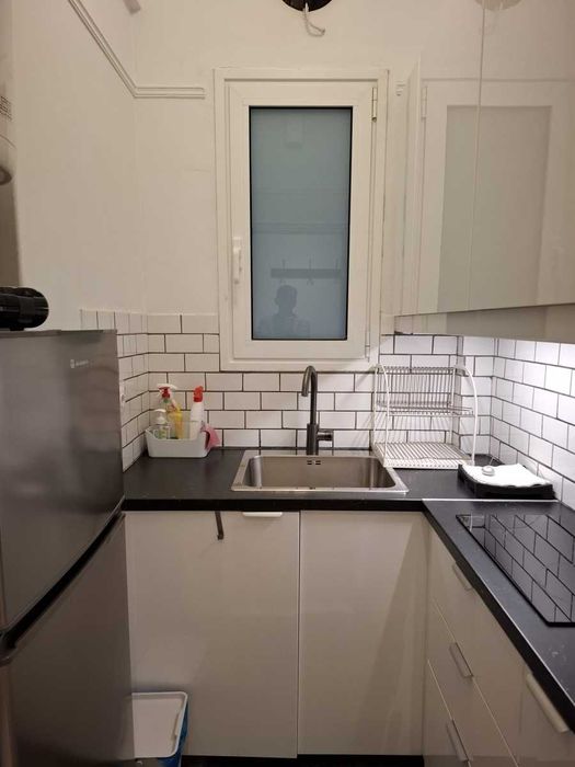 Дава се под наем Двустаен апартамент в София, Център - 70 кв.м за 407.49 € - Снимка #1