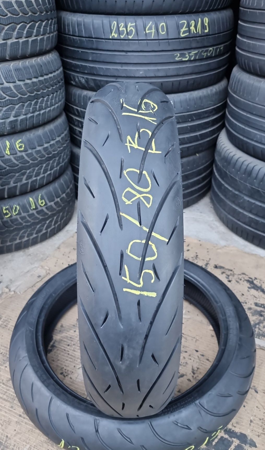 Anvelopa Moto METZELER 150/80 B16 aproape NOUĂ  DOT1922.