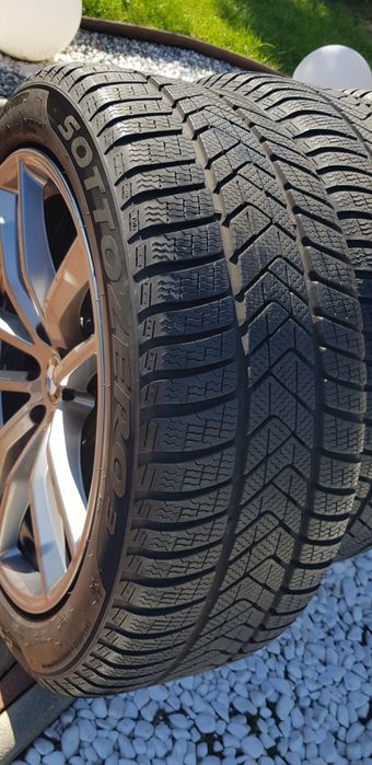 Jante BMW seria 5 G30 G31 M pachet 275 40 18 / 245 45 18 echip iarna