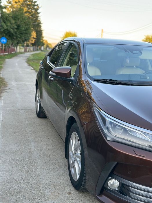 Toyota Corolla 1.4 D-4D (Diesel Euro 6 non-AdBlue) 2017 manuala