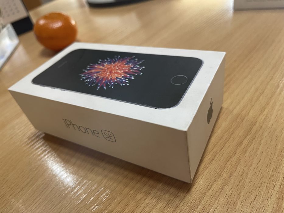 Продам iphone SE