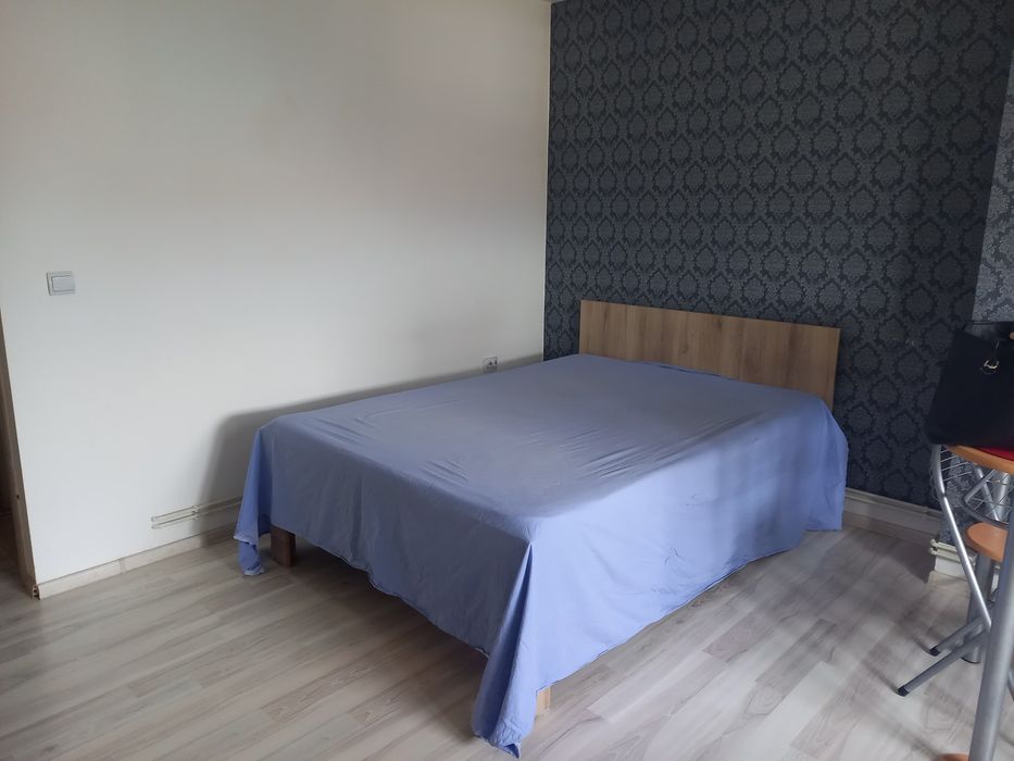 Închiriez garsoniera vizavi de Mall Promenada