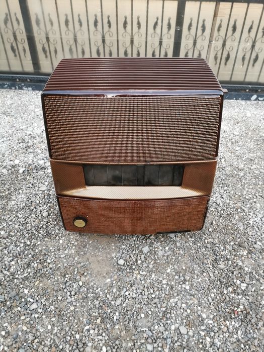 Sobă din fontă cu termostat