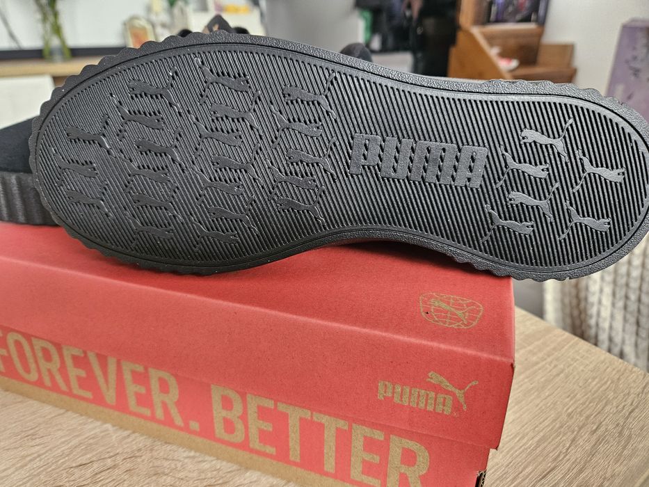 Pantofi sport piele întoarsă Puma noi