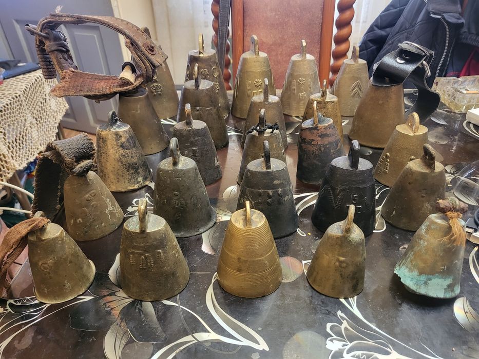 Продават се 29бр чанове