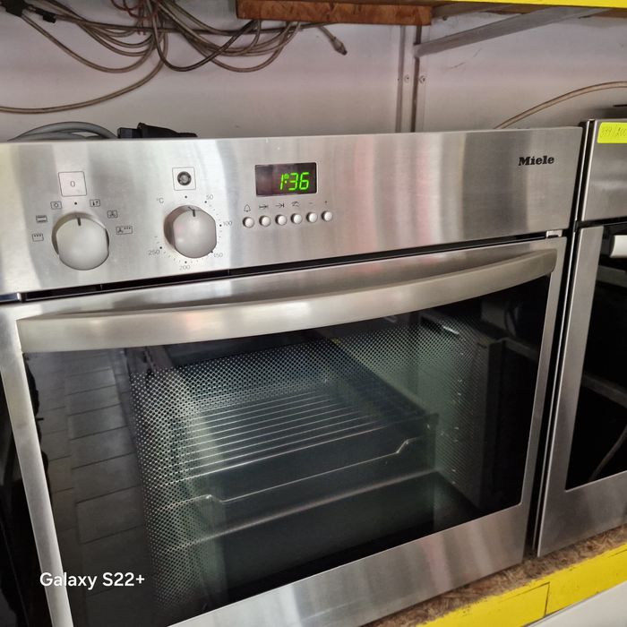 Фурна за вграждане MIELE