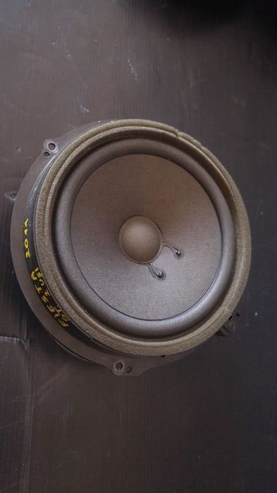 Boxa stanga ford fiesta 6 8a6t18808ac