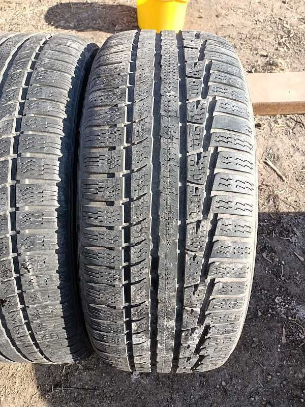 Шины 235/55 R17 - "Nokian WR A3" (Россия), всесезонные.