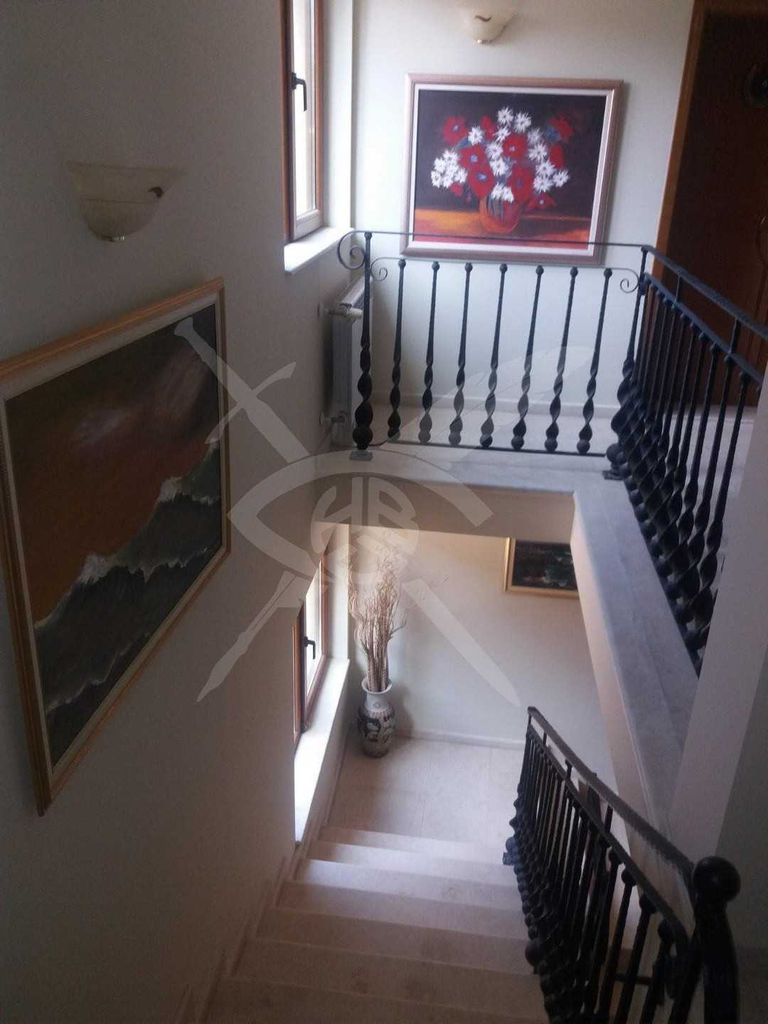 Продава се Къща в Варна, м-т Евксиноград - 458 кв.м за 1223 €/кв.м - Снимка #5