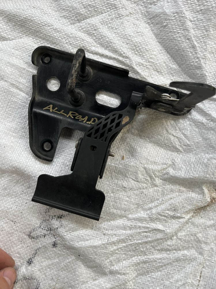 Yala incuietoare broasca trager capota audi a6 c6