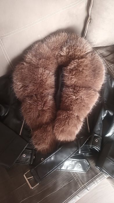 Дамско яке  с пух ново