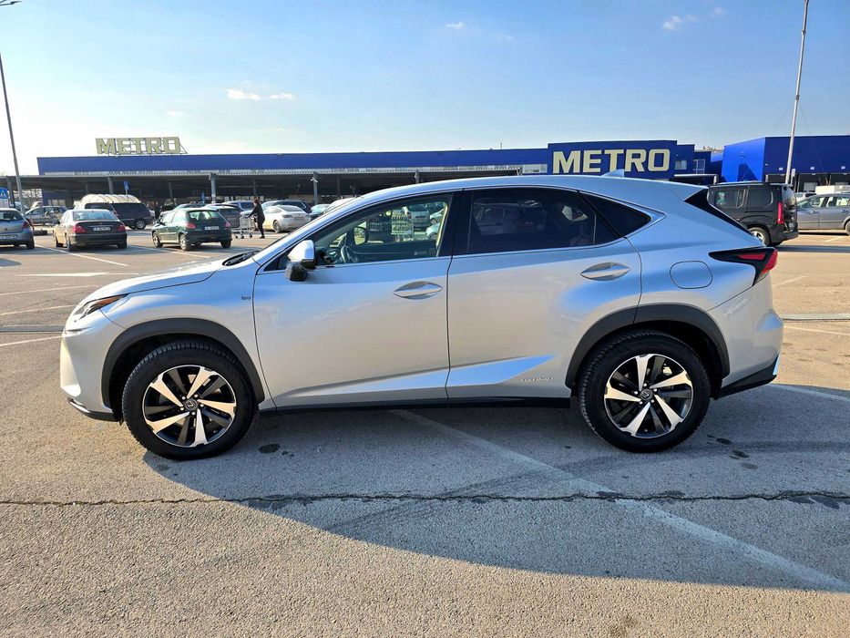 Продавам  Lexus NX 300h 4x4