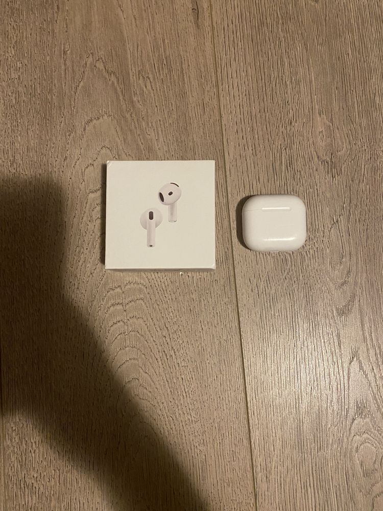 Продавам Airpods 4 ANC