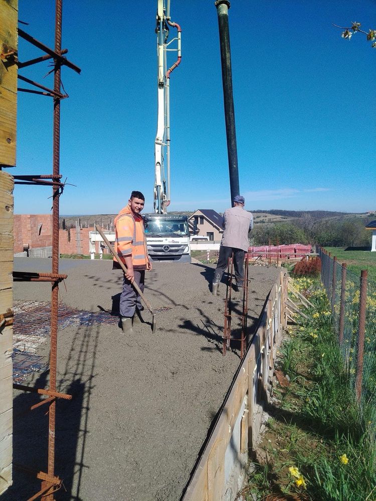 Executam case la rosu in tot judetul iasi/Neamt