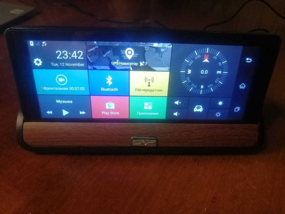Автомобильный навигатор+регистратор+задняя камера, экран 7 дюймов.