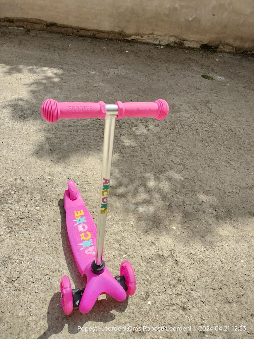 Tricicleta pentru copii Arcore roz