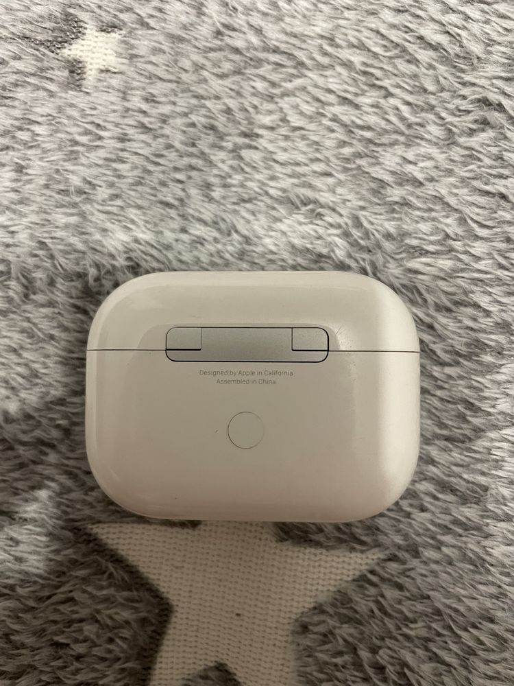 Наушники Эирподс AirPods Pro кейс + правый наушник