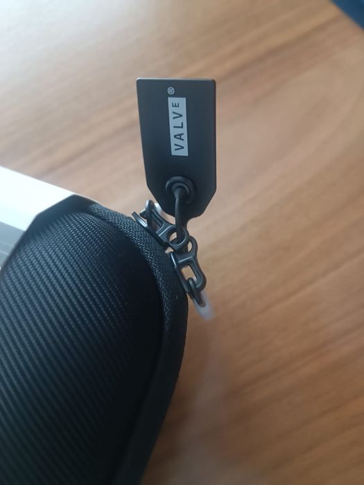 Vând Valve Steam Deck OLED 512 GB, NOU. 
Produsul este NOU, sigilat!