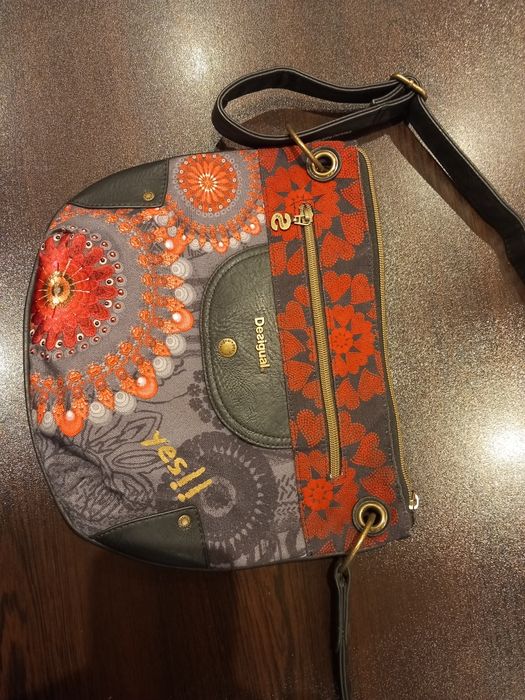 Desigual оригинална чанта