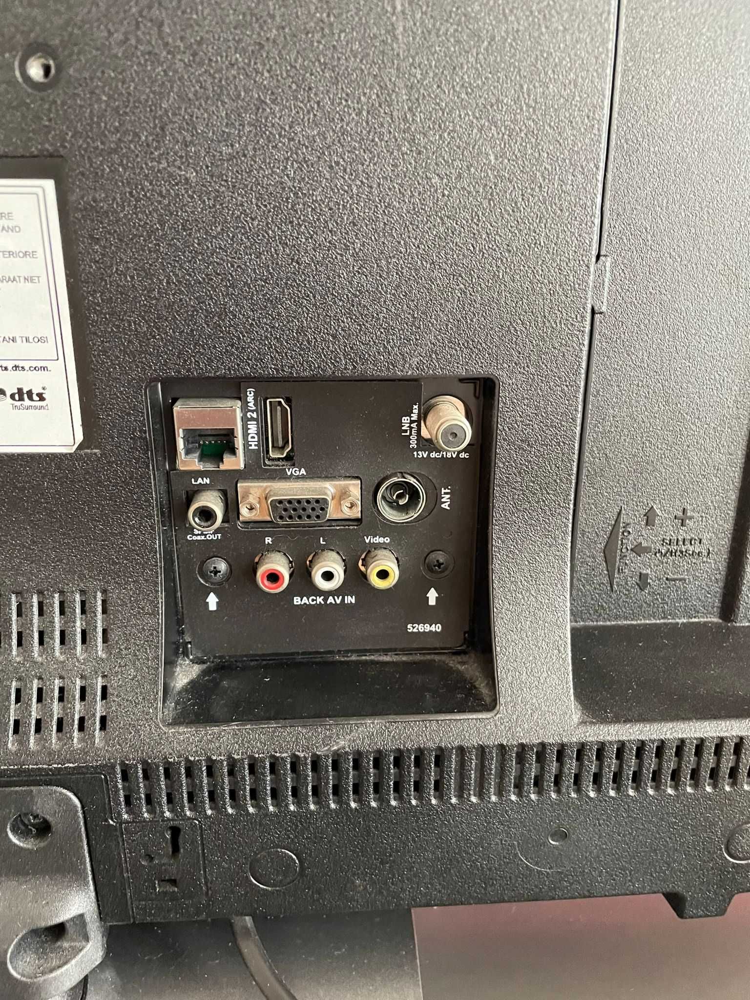 TV Toshiba LCD Freeview Play