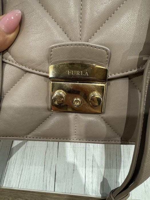 Оригинална дамска чанта Furla