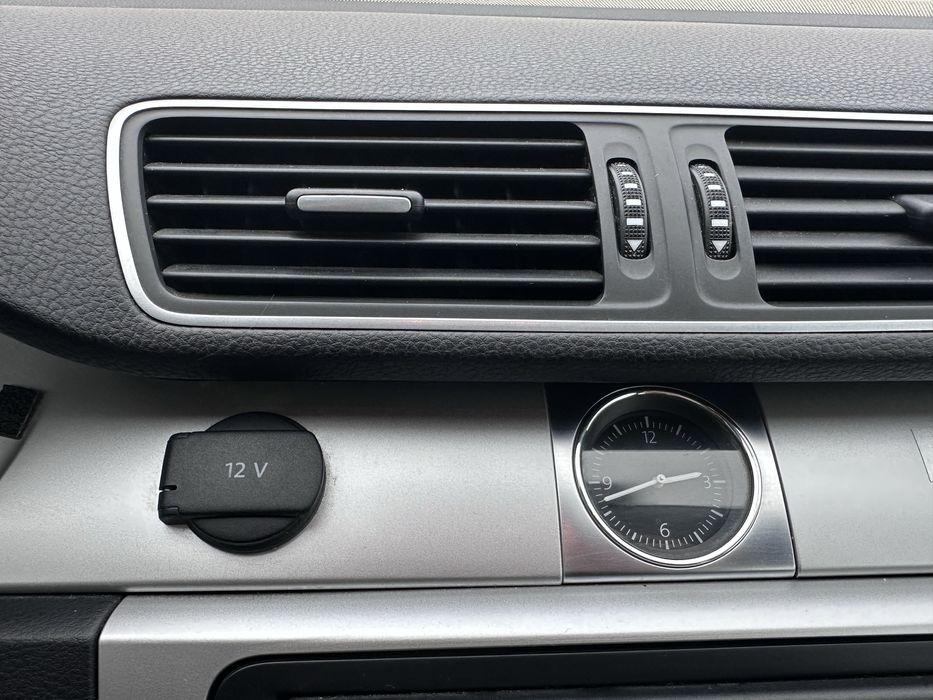 Volkswagen Passat B7  Motorizare: 2.0 TDI DSG 2012