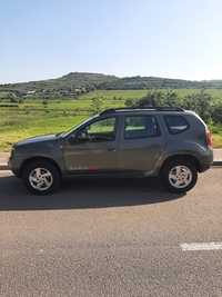 Se vinde dacia duster 4x4 motorizare 1500 diesel 110cp