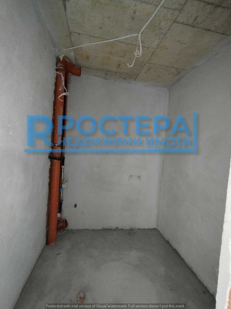 Продава се Двустаен апартамент в Търговище, Център - 60 кв.м за 1033 €/кв.м - Снимка #11