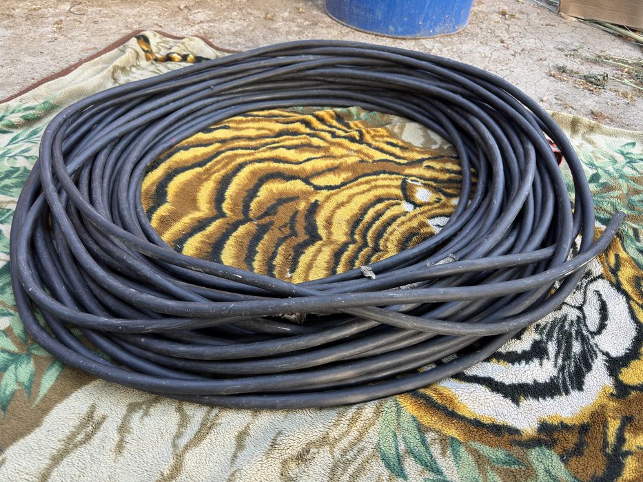 Силовой медный 4 жильный кабель. Мыс кабель 380В