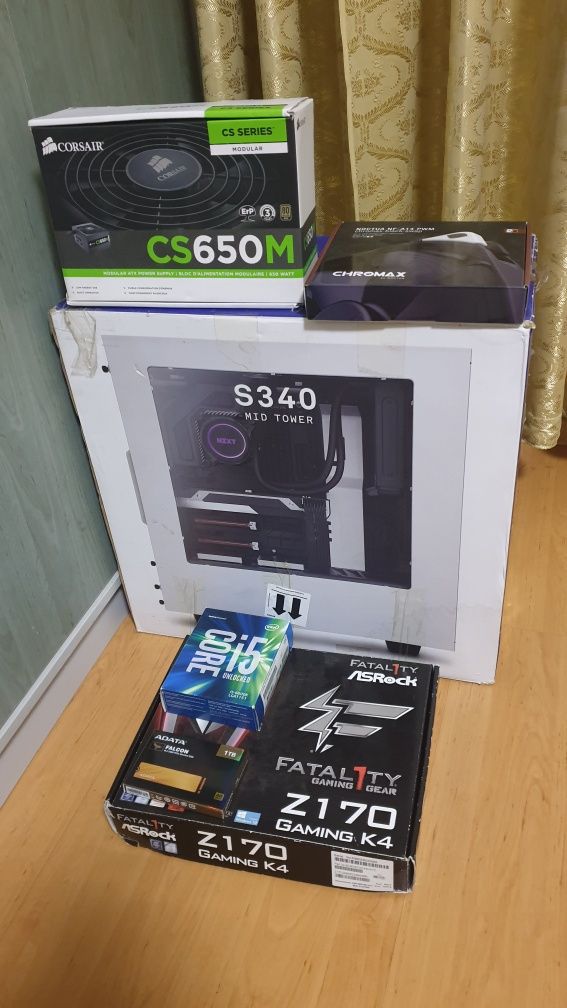 Компютър с Radeon VII