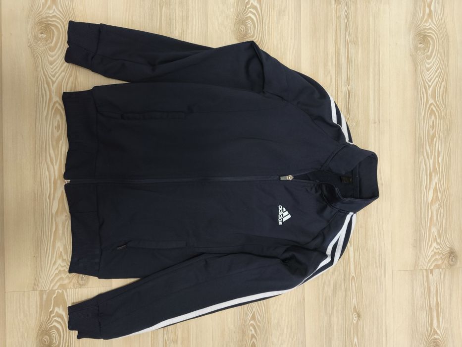 Спортен екип Adidas