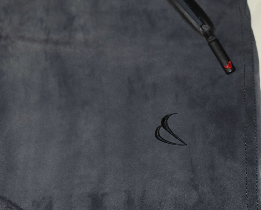 нов ски панталон CAPRANEA