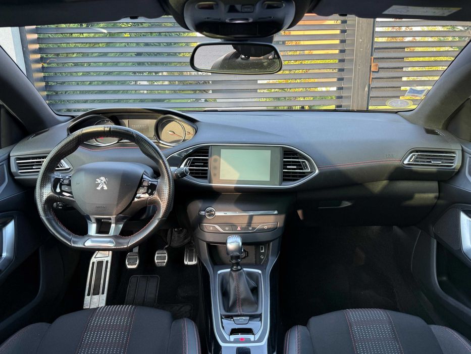 Peugeot 308 GT-LINE Panorama 130CP AN 2017 ALB PERLAT