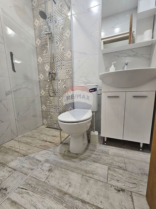 Дава се под наем Четиристаен апартамент в Варна, Чайка - 94 кв.м за 561 € - Снимка #10