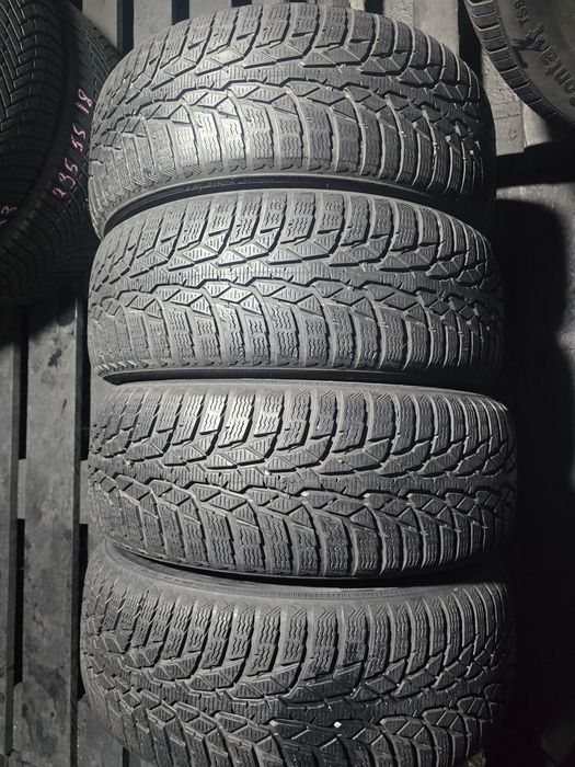 Anvelope 205/55 R16 NOKIAN de iarna