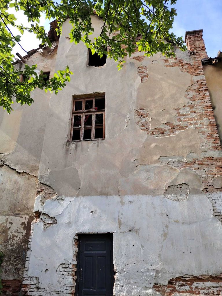 Продава се Къща в Бяла Слатина - 352 кв.м за 73 €/кв.м - Снимка #10