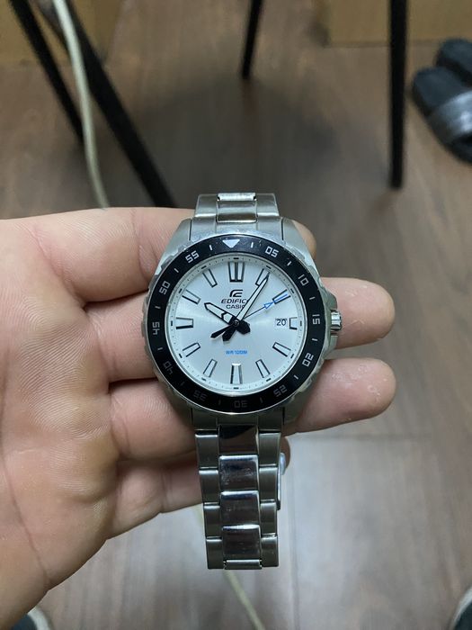 ceas edifice casio fara urme de utilizare