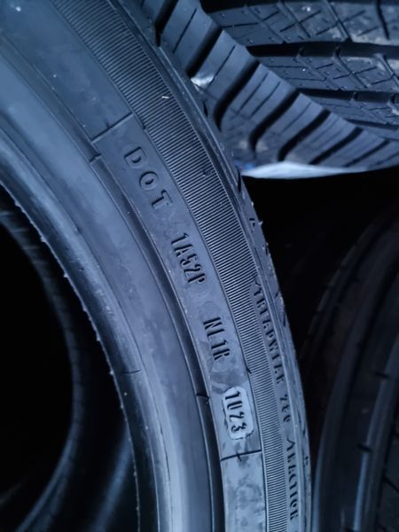 245/40/18 DUNLOP 2бр