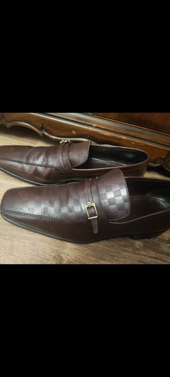 Louis Vuitton Monogram Leather mens shoes