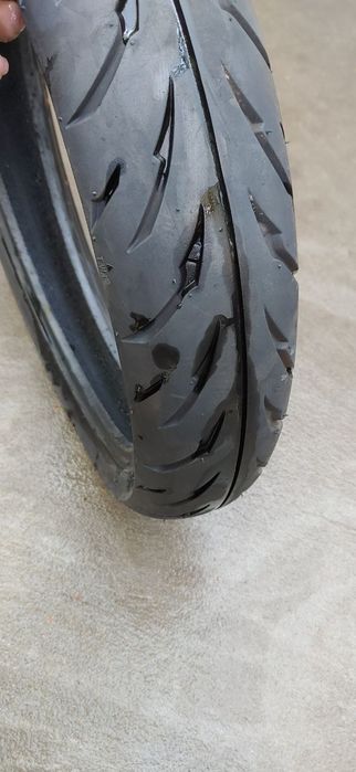 Покрышка от моцикла. 110/70/17. Пробег 200км.