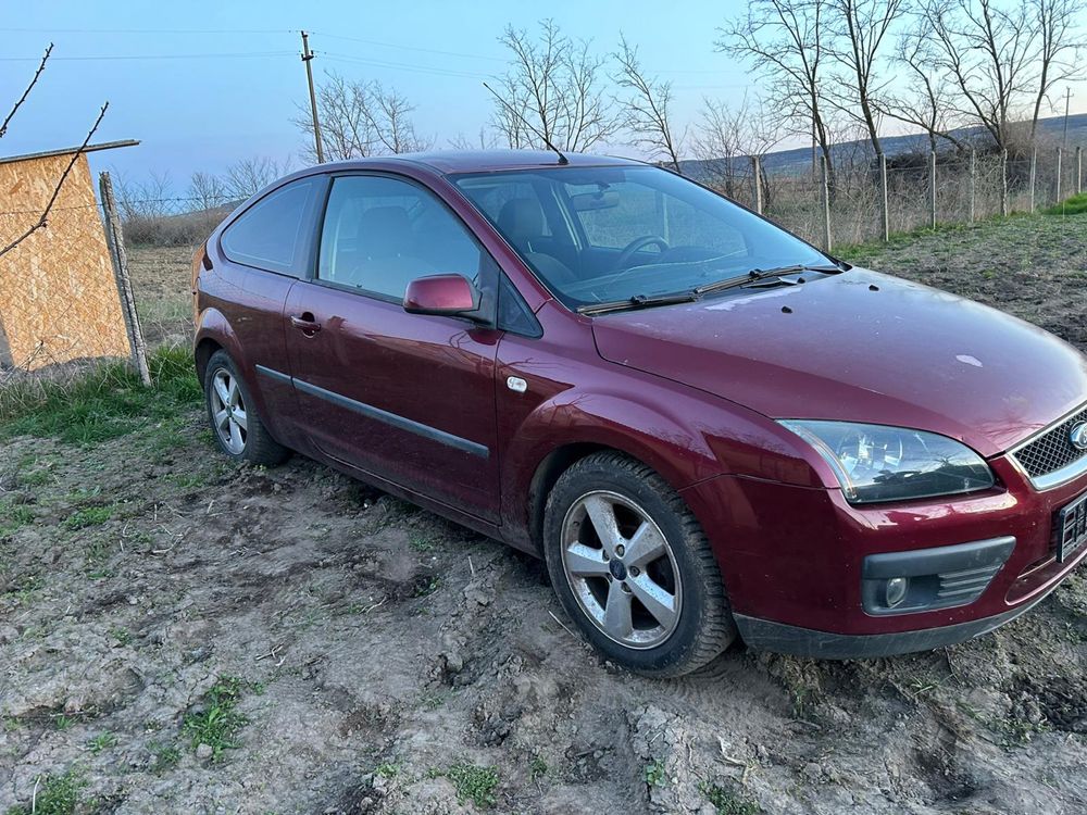 Dezmembrez Ford Focus 2 2.0 Benzina